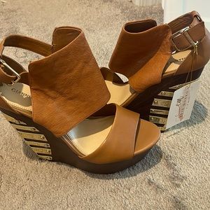 Women’s wedge heels